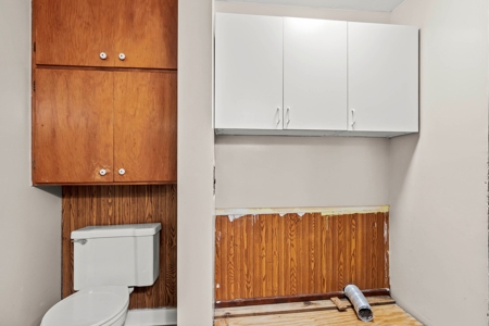 Home and Barn on 5 ac Delaware County Big Walnut Schools - image 23