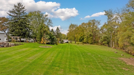 Home and Barn on 5 ac Delaware County Big Walnut Schools - image 10