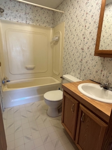 Move In Ready Albia, IA Home For Sale - image 16