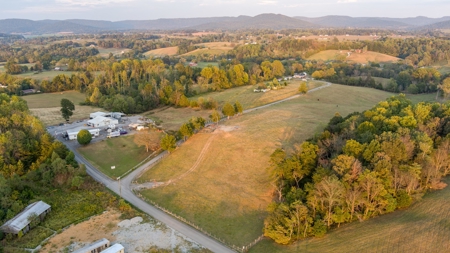 Bowlin Feed Store & Farm Online Auction - image 14