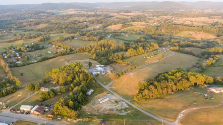 Bowlin Feed Store & Farm Online Auction - image 11