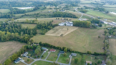 Bowlin Feed Store & Farm Online Auction - image 9