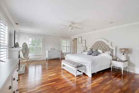 Experience Timeless Elegance at The Crescent View Mansion - image 18