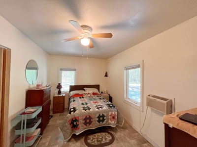 Country Home for Sale on 5 acres in Bell, FL - image 9