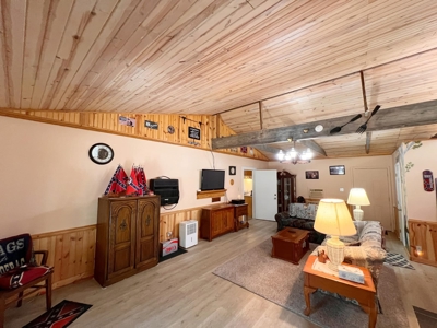 Country Home for Sale on 5 acres in Bell, FL - image 12