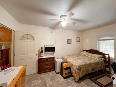 Country Home for Sale on 5 acres in Bell, FL - image 16