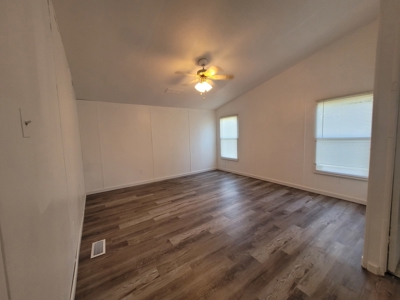 Remodeled Mobile Home In Mountain Home Arkansas - image 25