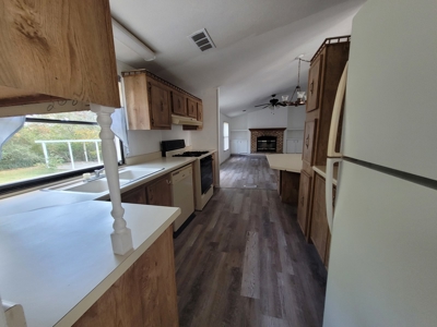 Remodeled Mobile Home In Mountain Home Arkansas - image 14
