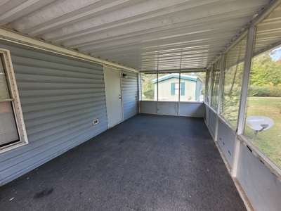 Remodeled Mobile Home In Mountain Home Arkansas - image 7