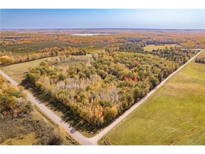 Country Home w/ Horse Pasture For Sale in Finlayson MN - image 7