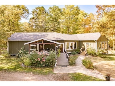 Country Home w/ Horse Pasture For Sale in Finlayson MN - image 2