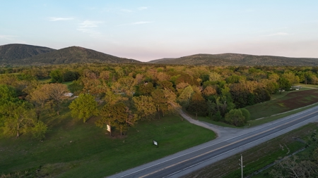 Historical Rock Cabin & Land W/ Rv Park For Sale Clayton,Ok - image 27