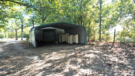 Home on Acreage for Sale in Edgar Springs, Missouri - image 27