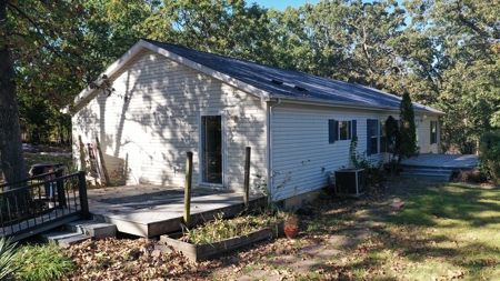 Home on Acreage for Sale in Edgar Springs, Missouri - image 35
