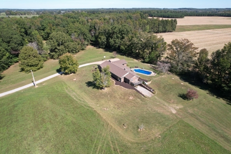 Country Home with Acreage and Inground Pool For Sale in TN - image 3