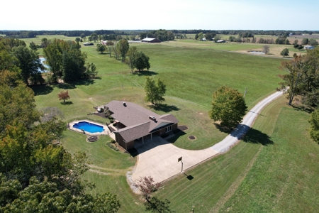 Country Home with Acreage and Inground Pool For Sale in TN - image 1