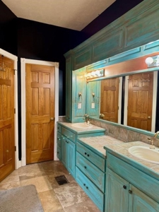 Luxury Lakefront Home in Oak Hill Estates Brookhaven, MS - image 10