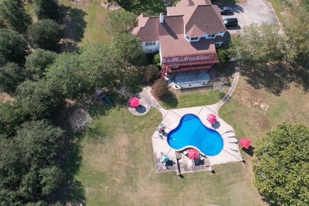 Luxury Lakefront Home in Oak Hill Estates Brookhaven, MS - image 42