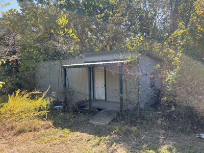 Cozy 2-Bedroom Mobile Home on 5.34 +/- Acres - image 20