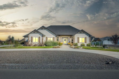 Western Colorado Luxury Home For Sale On 1 Acre lot - image 1