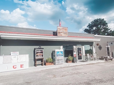 Thriving Country Store for Sale in Pantego, NC - image 2
