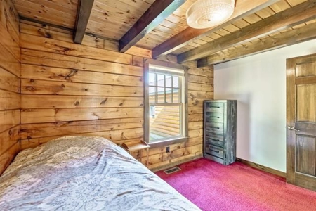 Log Cabin with a Beautiful Setting! - image 18