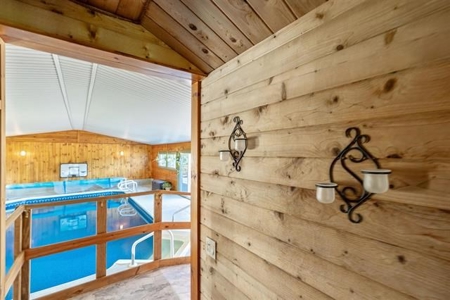 Log Cabin with a Beautiful Setting! - image 30