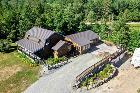 Log Cabin with a Beautiful Setting! - image 1