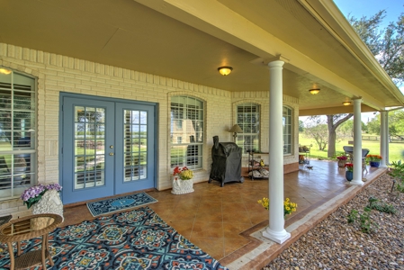 Lake Corpus Christi Waterfront Home on 35 Acres - image 7