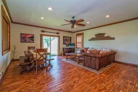 Lake Corpus Christi Waterfront Home on 35 Acres - image 29