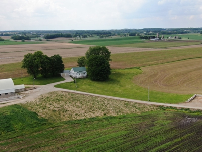 Country Home with 8+/acres Dodge County WI - image 5