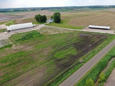 Country Home with 8+/acres Dodge County WI - image 4