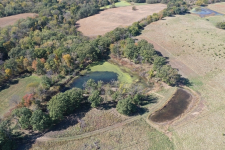 Home on Small Acreage in Clinton County - image 48