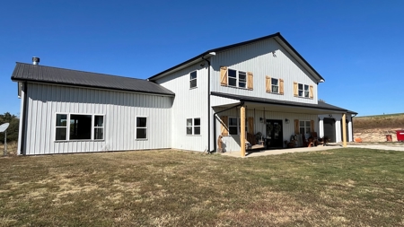 Home on Small Acreage in Clinton County - image 3