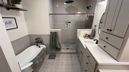 Home on Small Acreage in Clinton County - image 17