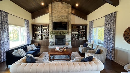 Home on Small Acreage in Clinton County - image 13