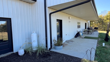 Home on Small Acreage in Clinton County - image 42