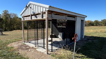 Home on Small Acreage in Clinton County - image 39