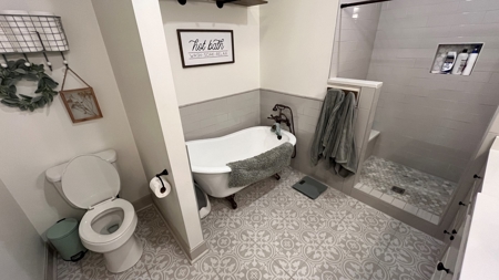 Home on Small Acreage in Clinton County - image 18