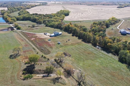 Home on Small Acreage in Clinton County - image 50