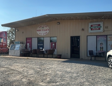 Investment opportunity - Restaurant/Store  Nash, OK - image 1