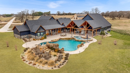 Luxury Ranch Estate For Sale in Paris TX, - image 19