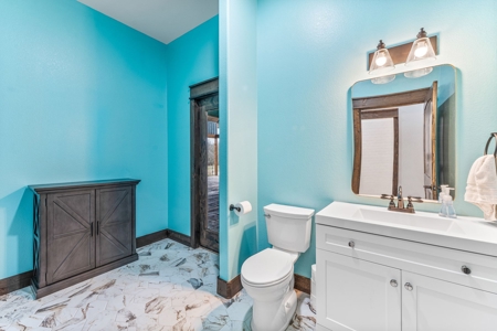 Luxury Ranch Estate For Sale in Paris TX, - image 40
