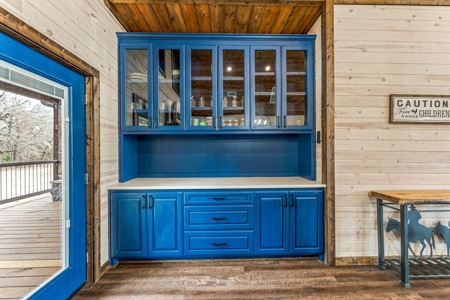 Luxury Ranch Estate For Sale in Paris TX, - image 14