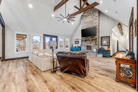 Luxury Ranch Estate For Sale in Paris TX, - image 35