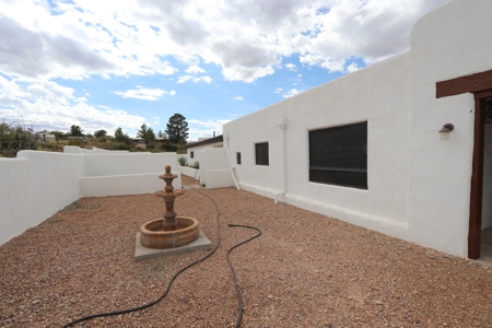 Custom southwestern style home in Tombstone, AZ - image 7