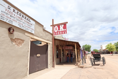 Custom southwestern style home in Tombstone, AZ - image 46