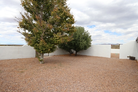 Custom southwestern style home in Tombstone, AZ - image 10