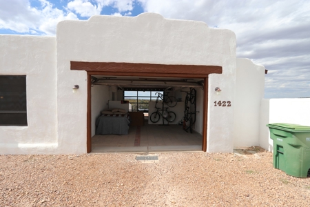 Custom southwestern style home in Tombstone, AZ - image 17