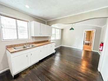 Listing 221